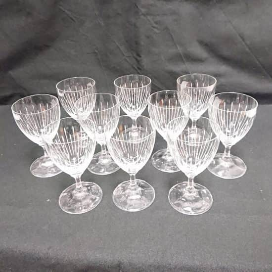 set de dix verres à pied en cristal